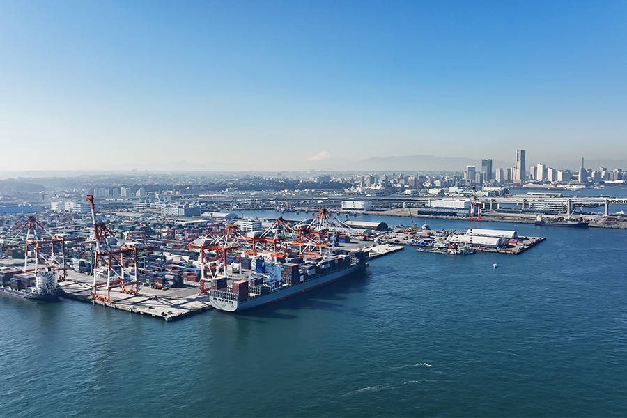 海上コンテナ輸送を確実に